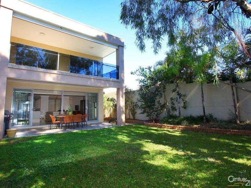 1019A Lakeview Tce., Benowa QLD 4217