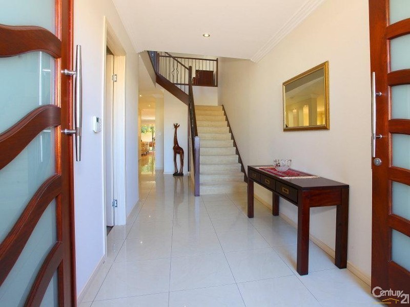 1019A Lakeview Tce., Benowa QLD 4217