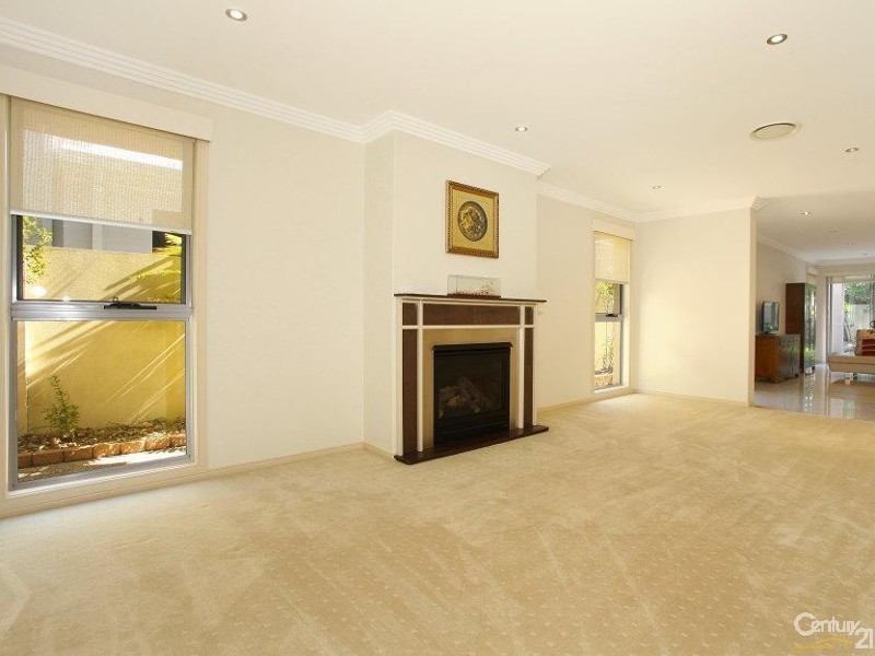 1019A Lakeview Tce., Benowa QLD 4217