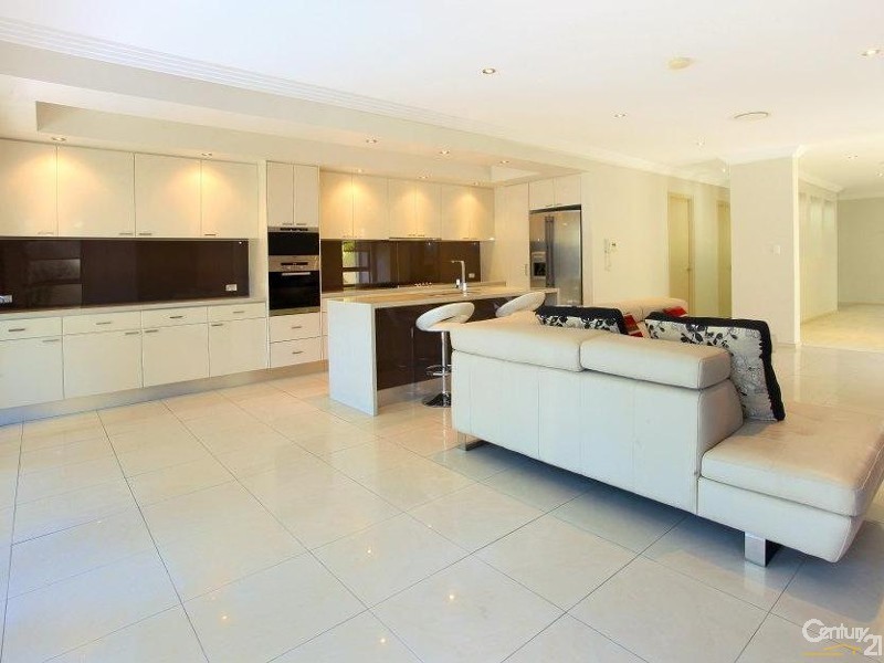1019A Lakeview Tce., Benowa QLD 4217