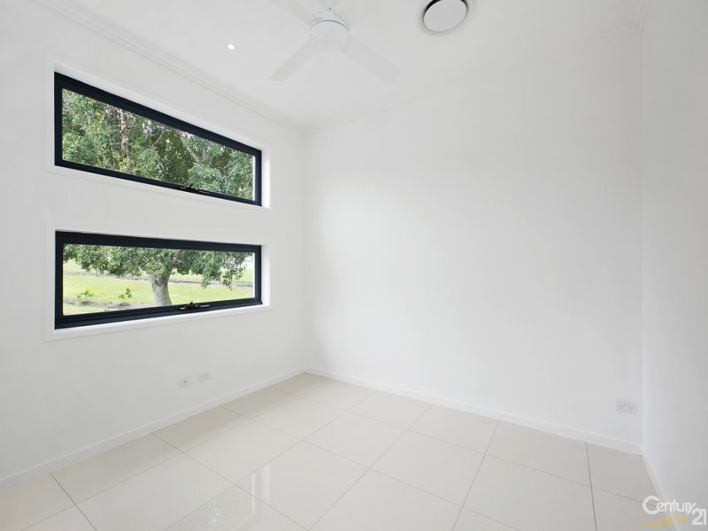 6017 Vista Drive, Benowa QLD 4217