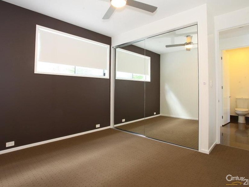 2016A The Boulevarde, Benowa QLD 4217