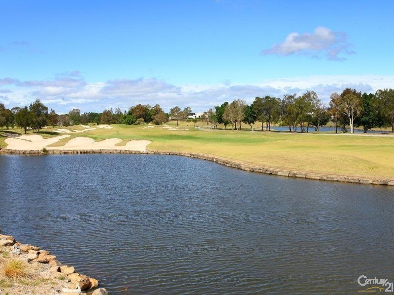 2016A The Boulevarde, Benowa QLD 4217