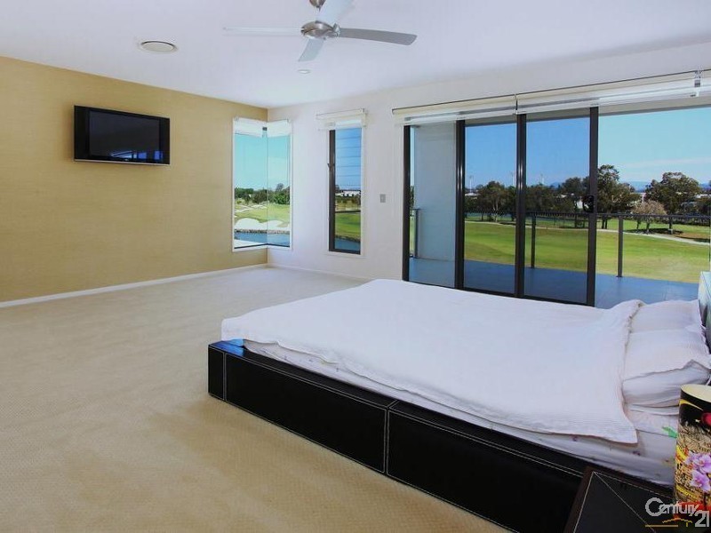 2016B The Boulevarde, Royal Pines Resort, Benowa QLD 4217