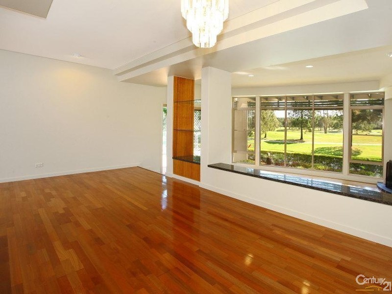 2112 South Shields, Benowa QLD 4217