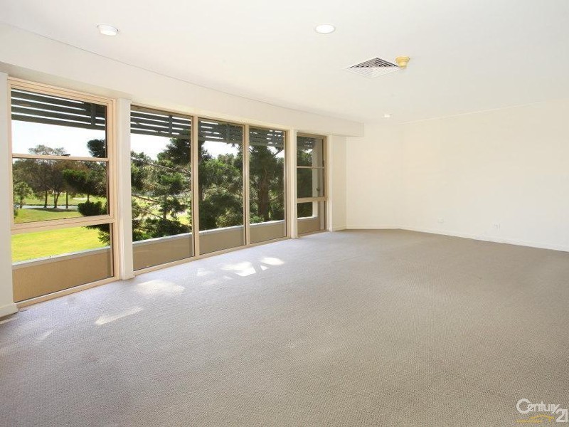 2112 South Shields, Benowa QLD 4217