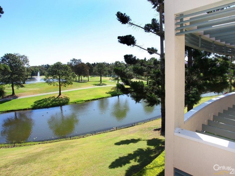 2112 South Shields, Benowa QLD 4217
