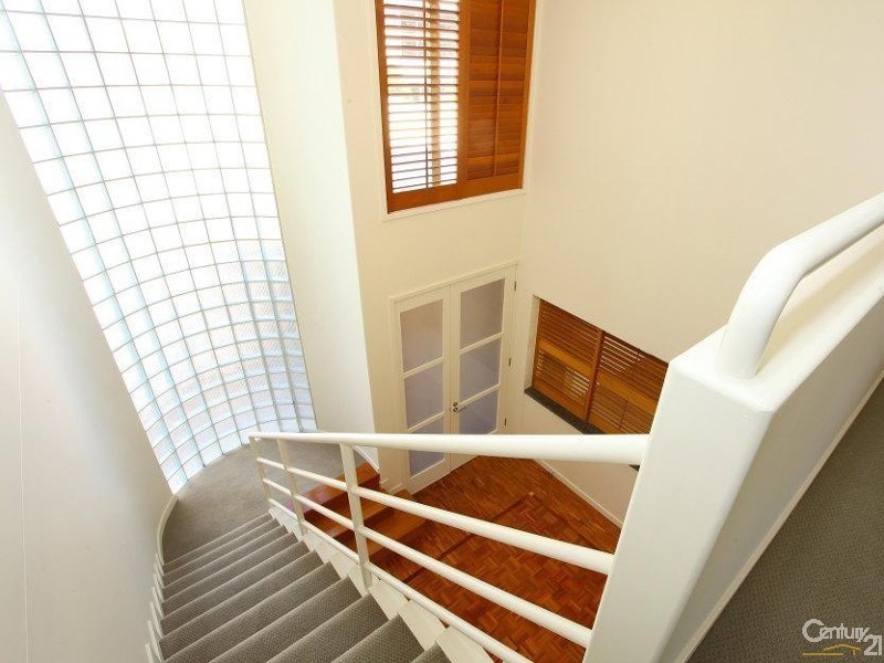2112 South Shields, Benowa QLD 4217