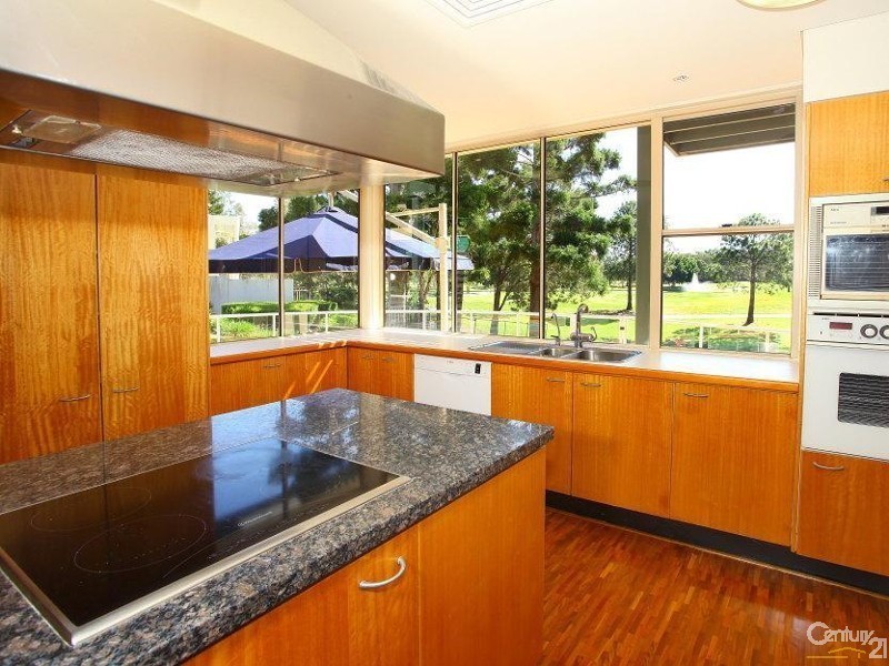 2112 South Shields, Benowa QLD 4217