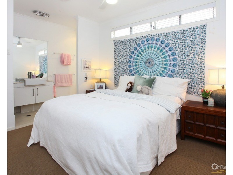 2013 THE BOULEVARDE, Benowa QLD 4217