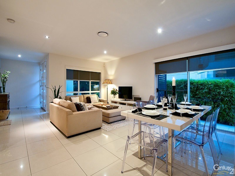 1/7005 Vista Drive, Benowa QLD 4217