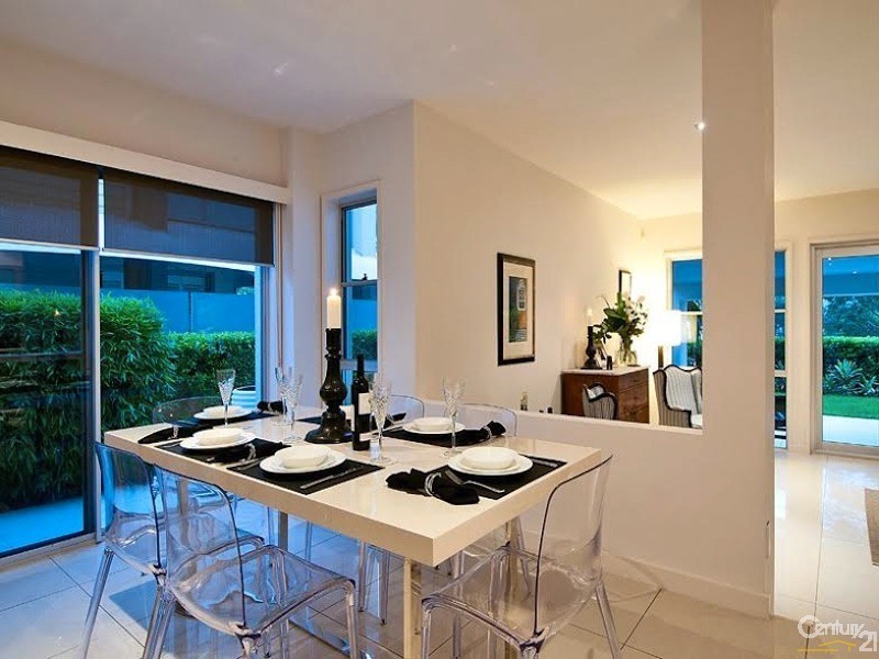 1/7005 Vista Drive, Benowa QLD 4217