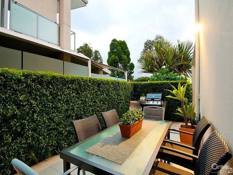 1/7005 Vista Drive, Benowa QLD 4217