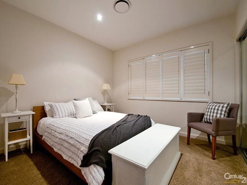 1/7005 Vista Drive, Benowa QLD 4217