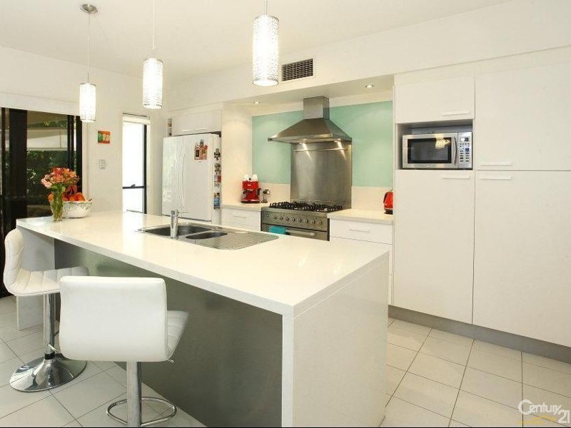 1014 Lakeview Terrace,Royal Pines Resort, Benowa QLD 4217