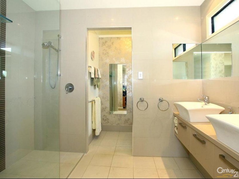 1014 Lakeview Terrace,Royal Pines Resort, Benowa QLD 4217