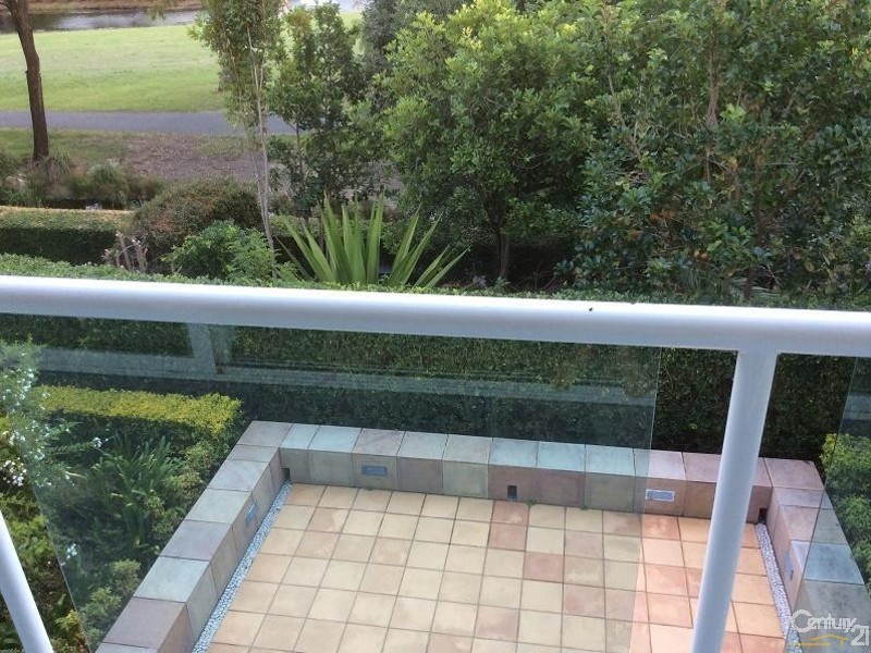 3110 Bell Park, Benowa QLD 4217