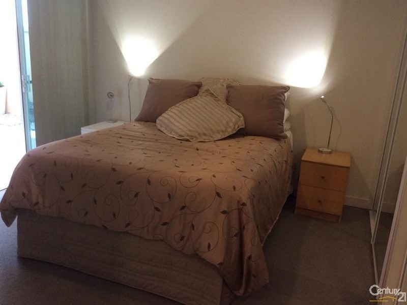 3110 Bell Park, Benowa QLD 4217