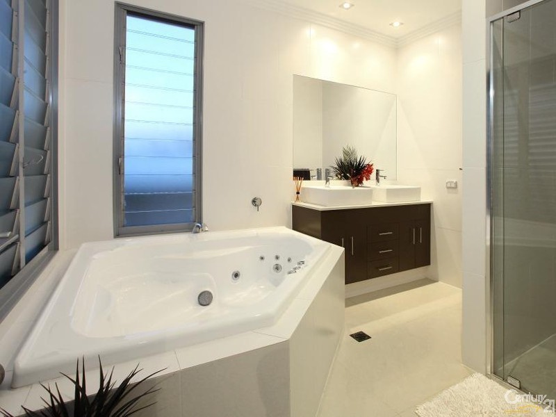 1/1005 Lakeview Terrace, Benowa QLD 4217