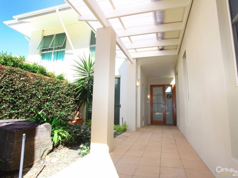 6121 Badon Village, Benowa QLD 4217