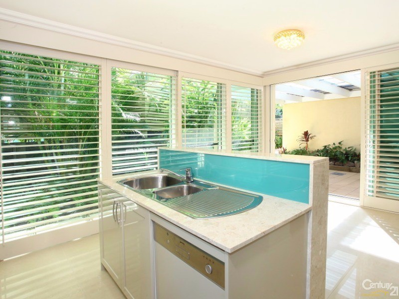 6121 Badon Village, Benowa QLD 4217