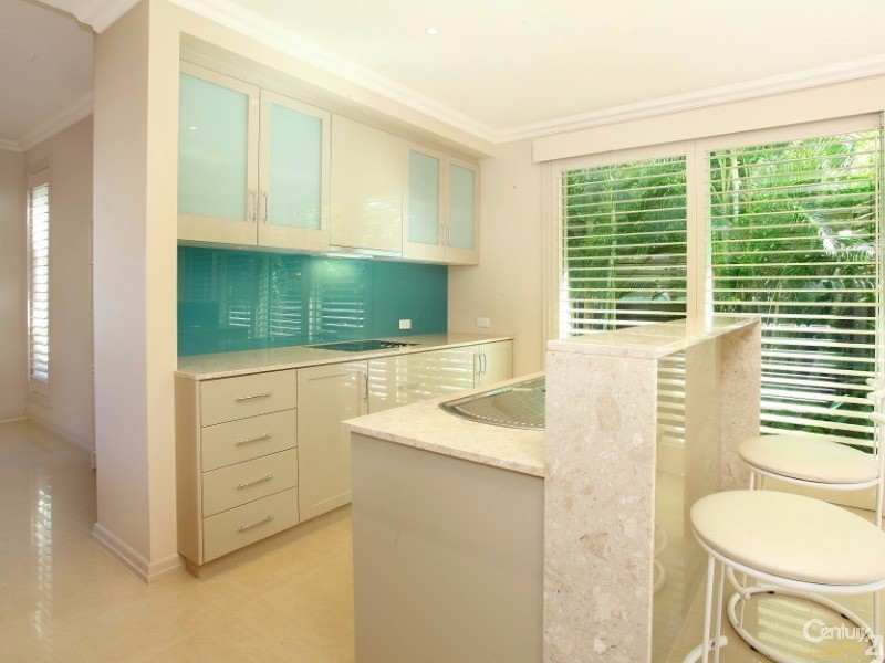 6121 Badon Village, Benowa QLD 4217