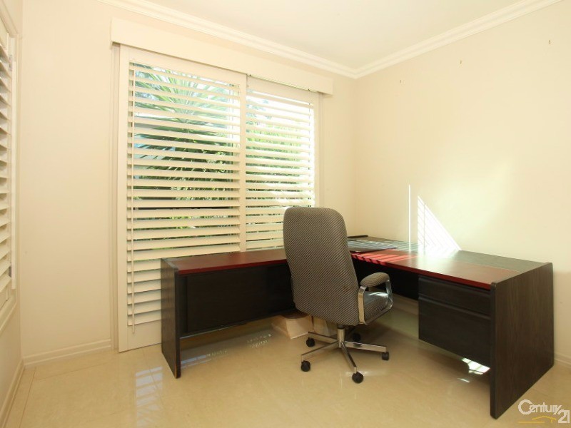 6121 Badon Village, Benowa QLD 4217