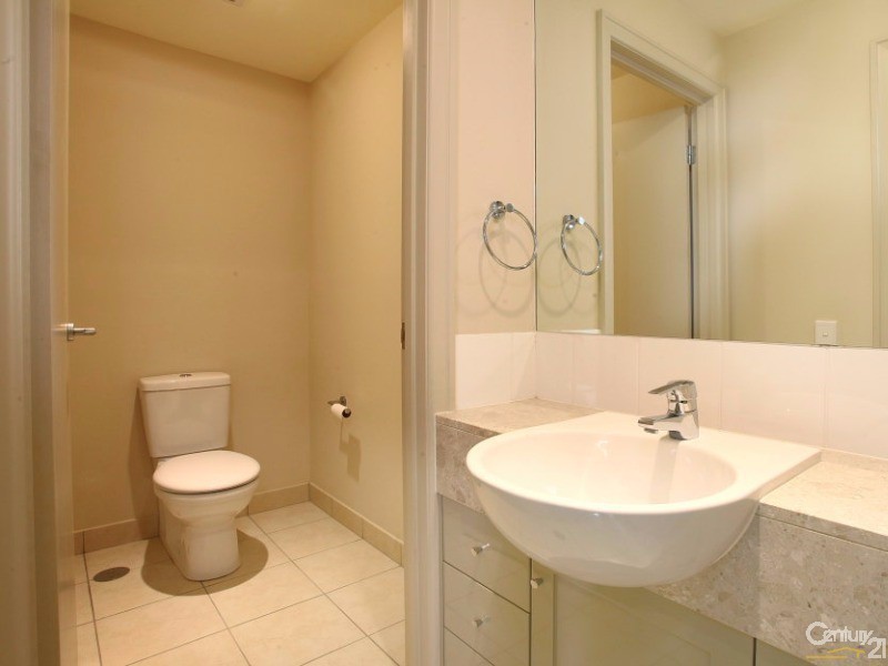 6121 Badon Village, Benowa QLD 4217