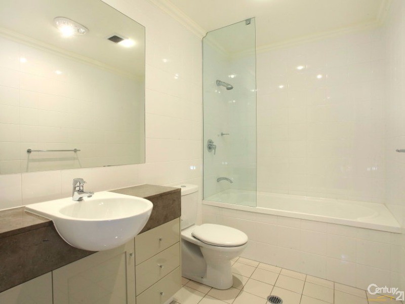 6121 Badon Village, Benowa QLD 4217