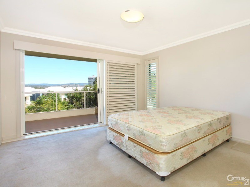 6121 Badon Village, Benowa QLD 4217