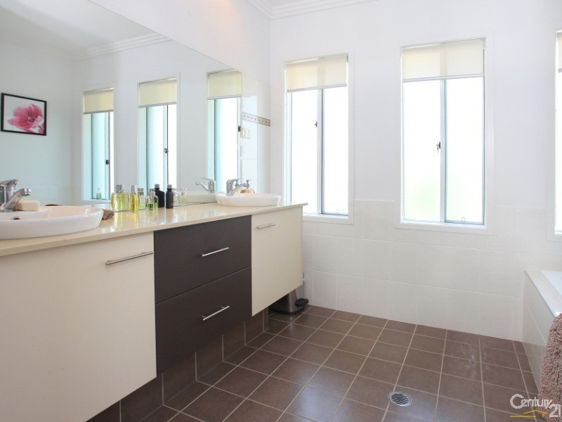 4021 Quayside, Benowa QLD 4217