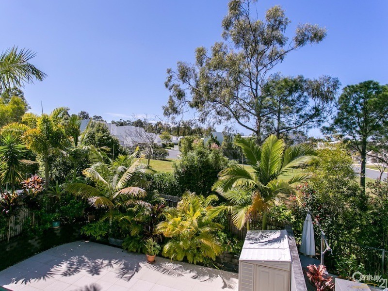 5023A Riverwood Grove, Benowa QLD 4217