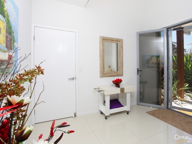 5023A Riverwood Grove, Benowa QLD 4217