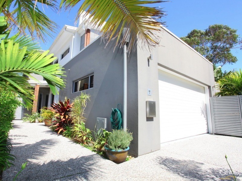 5023A Riverwood Grove, Benowa QLD 4217