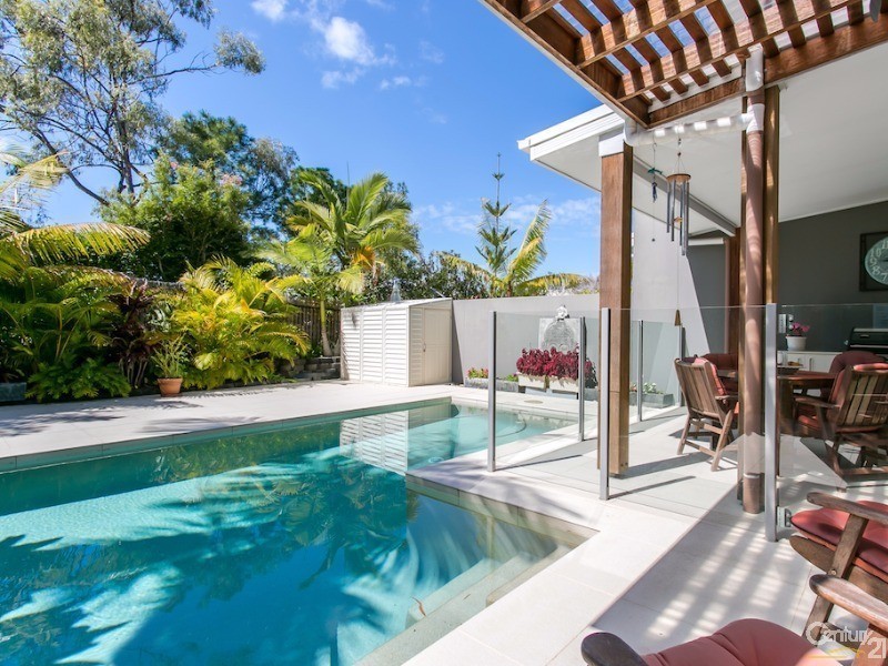 5023A Riverwood Grove, Benowa QLD 4217