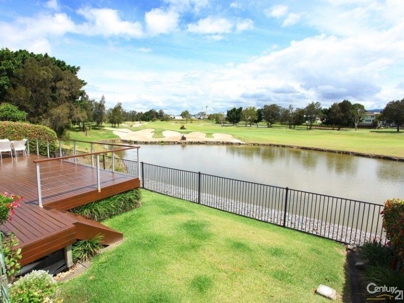 2013 The Boulevarde, Benowa QLD 4217