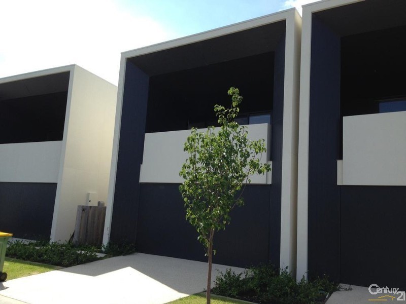 30 THEATRE DRIVE, Benowa QLD 4217