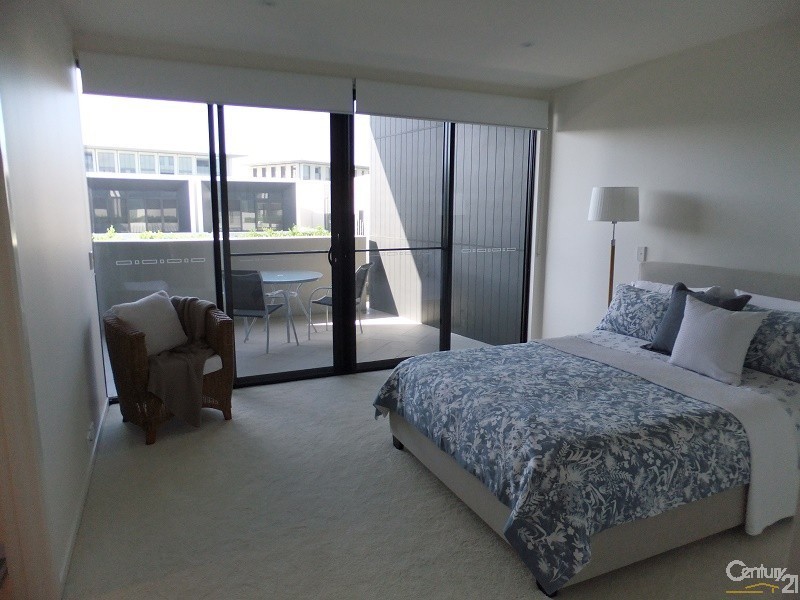 30 THEATRE DRIVE, Benowa QLD 4217