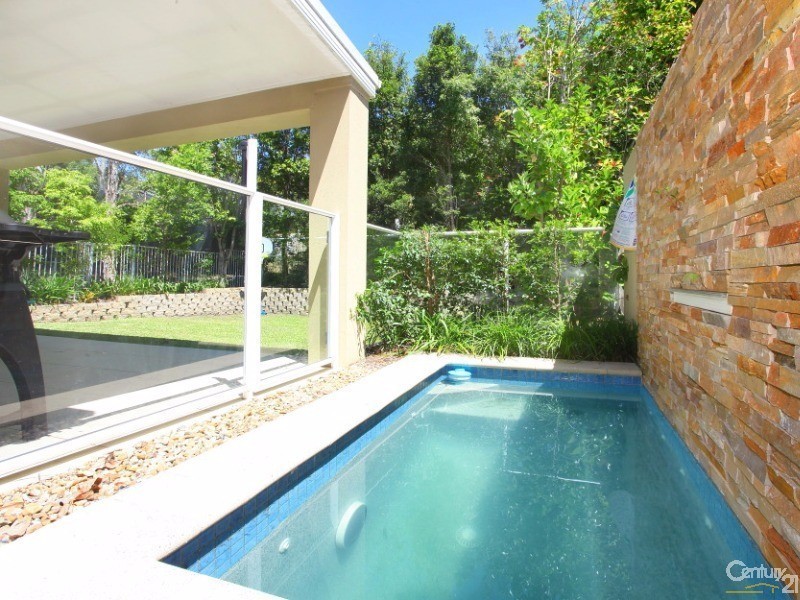 5018A Riverwood Grove, Benowa QLD 4217