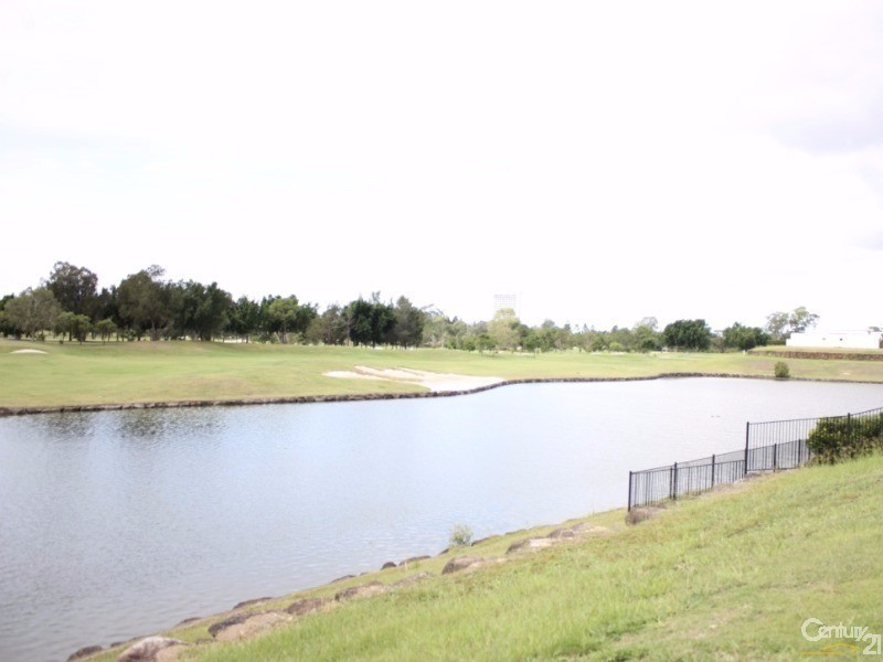 3014 Northview Parade, Benowa QLD 4217