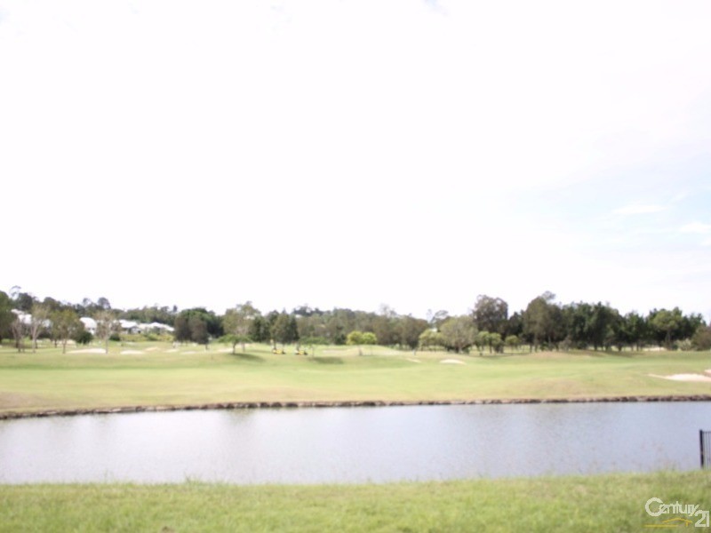 3014 Northview Parade, Benowa QLD 4217