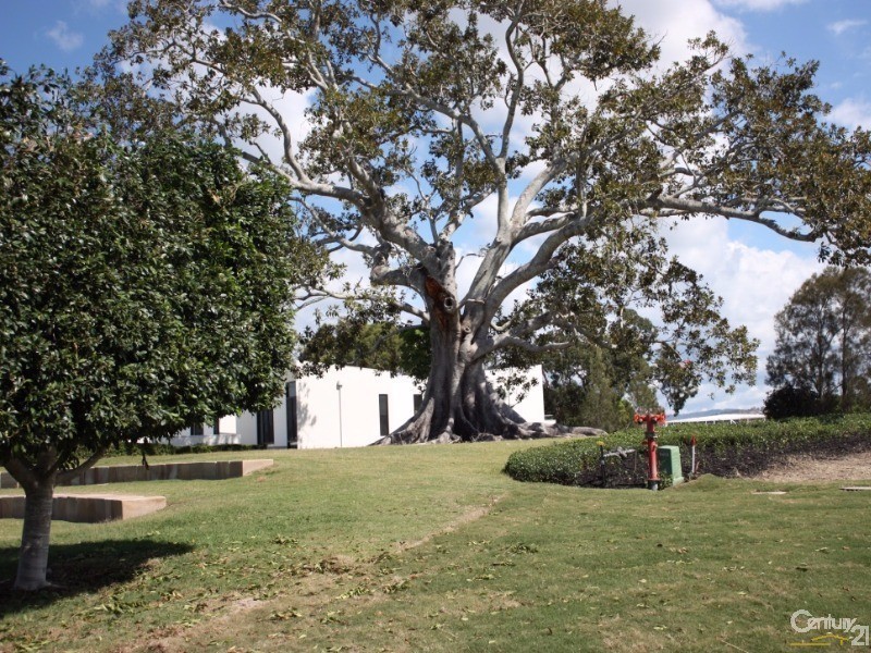 Lot 27-32 The Boulevarde, Benowa QLD 4217