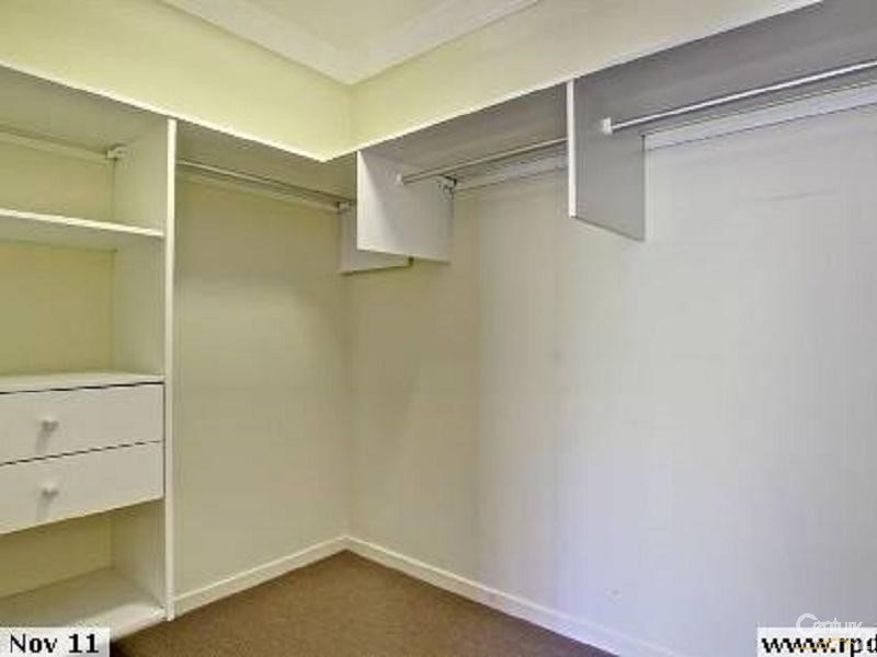 6 59-61 BENOWA ROAD, Benowa QLD 4217