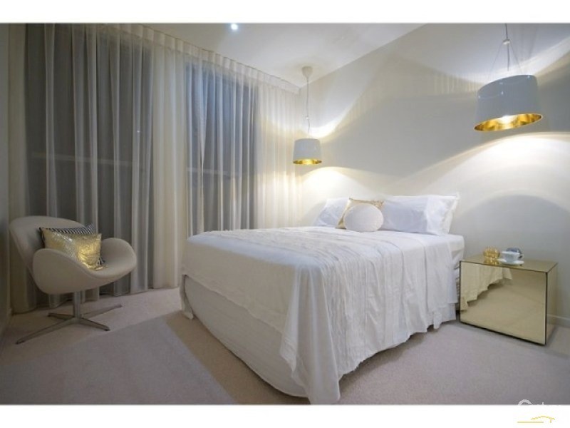 10007 The Boulevarde, Benowa QLD 4217