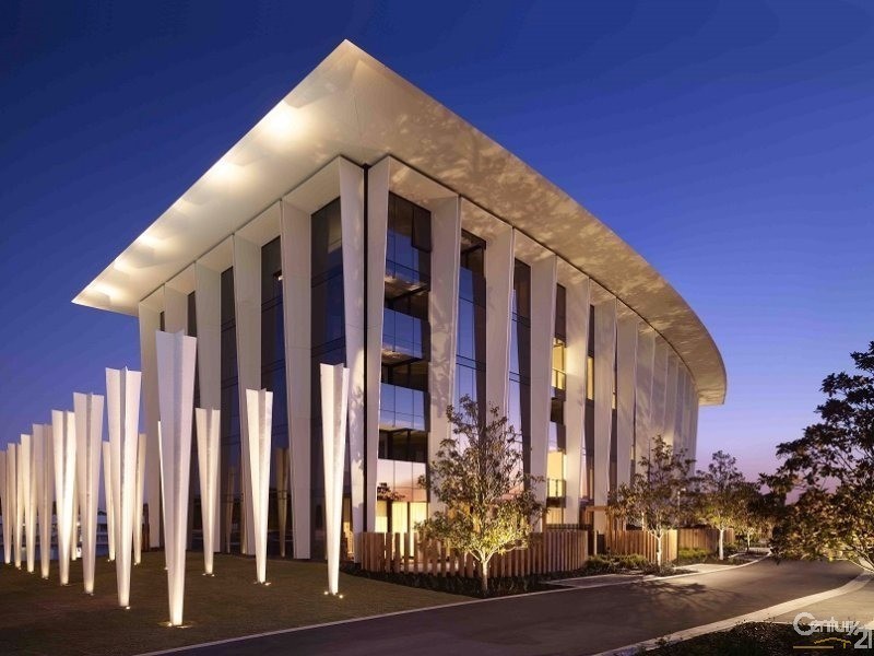 207E 1 Marina Drive, Benowa QLD 4217