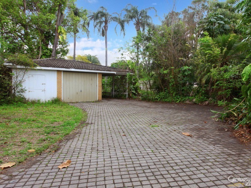 652 Nerang Broadbeach Road, Carrara QLD 4211