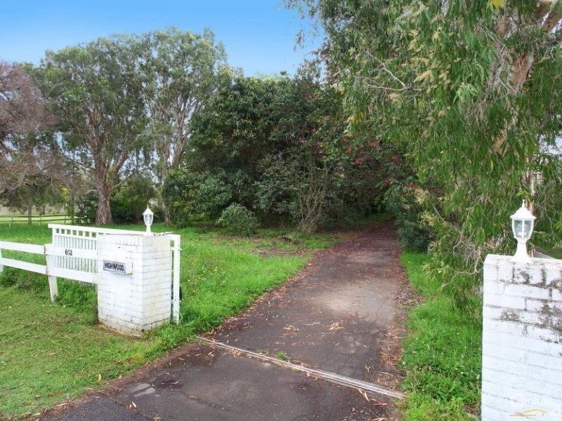 652 Nerang Broadbeach Road, Carrara QLD 4211
