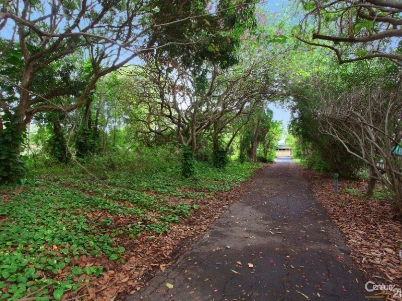 652 Nerang Broadbeach Road, Carrara QLD 4211