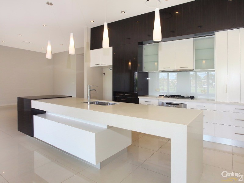2015 The Boulevarde, Benowa QLD 4217