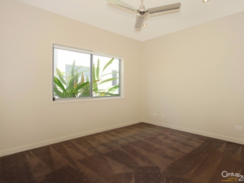 2015 The Boulevarde, Benowa QLD 4217